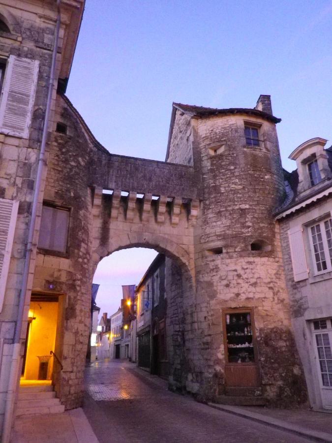 Studio Bourbon Apartment La Roche-Posay Luaran gambar